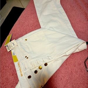 Michael kors white denim jeans with gold buttons / SELMA SKINNY